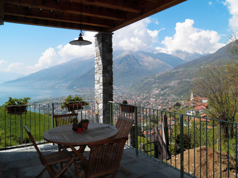 Amelia_Gravedona_10_Balkon