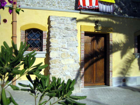 Amica_I_Rodi_Milici_55_Haus