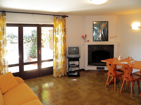 Ca_Lago_Gera_Lario_30_Wohnraum