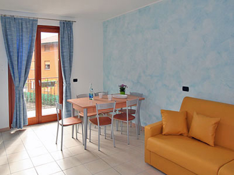 Colombo_Cernobbio_Bilocale_pt_Sorico_30_Wohnraum