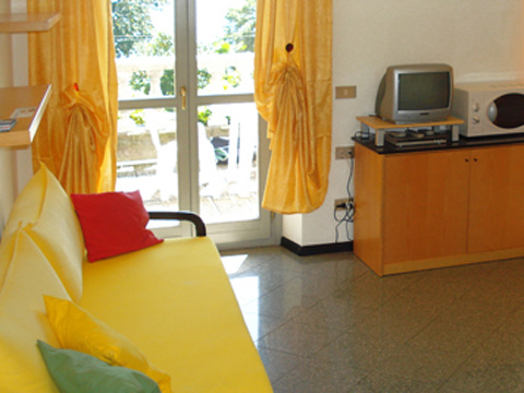 Le_Magnolie_Quarto_Domaso_30_Wohnraum