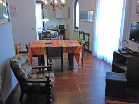Ontano_Colico_31_Wohnraum