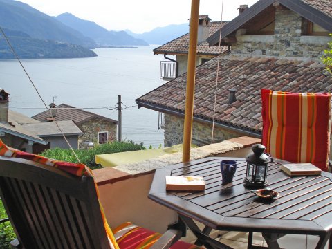 Bild von Ferienhaus in Italien Lake Como Apartment in Gravedona Lombardy