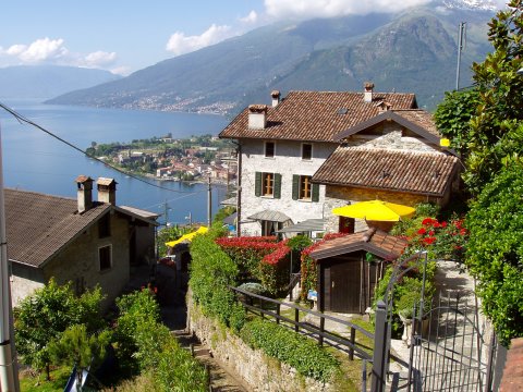 Bild von Ferienhaus in Italien Lake Como Apartment in Gravedona Lombardy