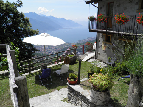 Bild von Ferienhaus in Italien Comer See Hotel Agriturismo B&B in Peglio Lombardei