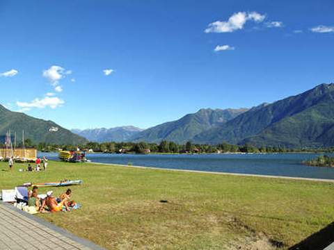 Colombo_Cernobbio_Bilocale_pt_Sorico_65_Strand