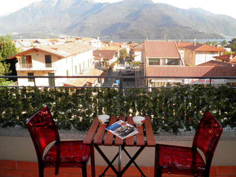Margherita_Gravedona_10_Balkon