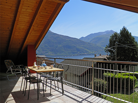 Nella_Pianello_del_Lario_20_Garten