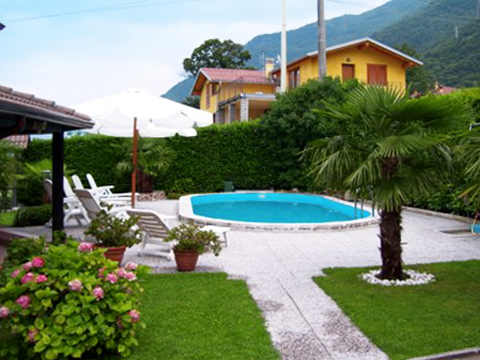 Rosa_Colico_15_Pool