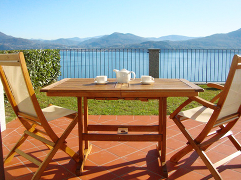 Vigneto_Primo_2055_Oggebbio_10_Balkon